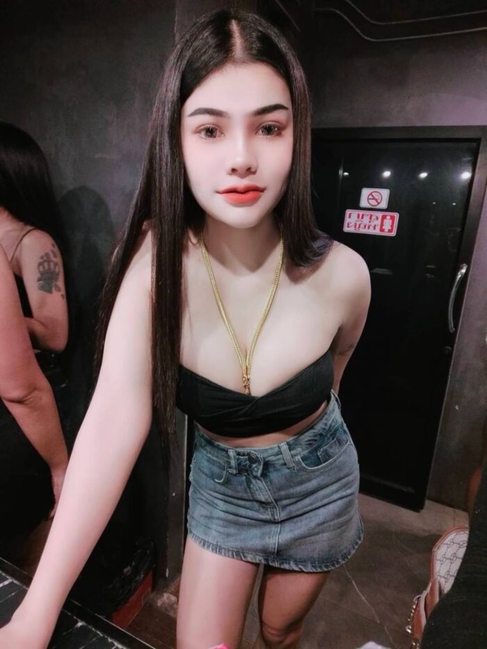 莫妮 156/52/C/21Y